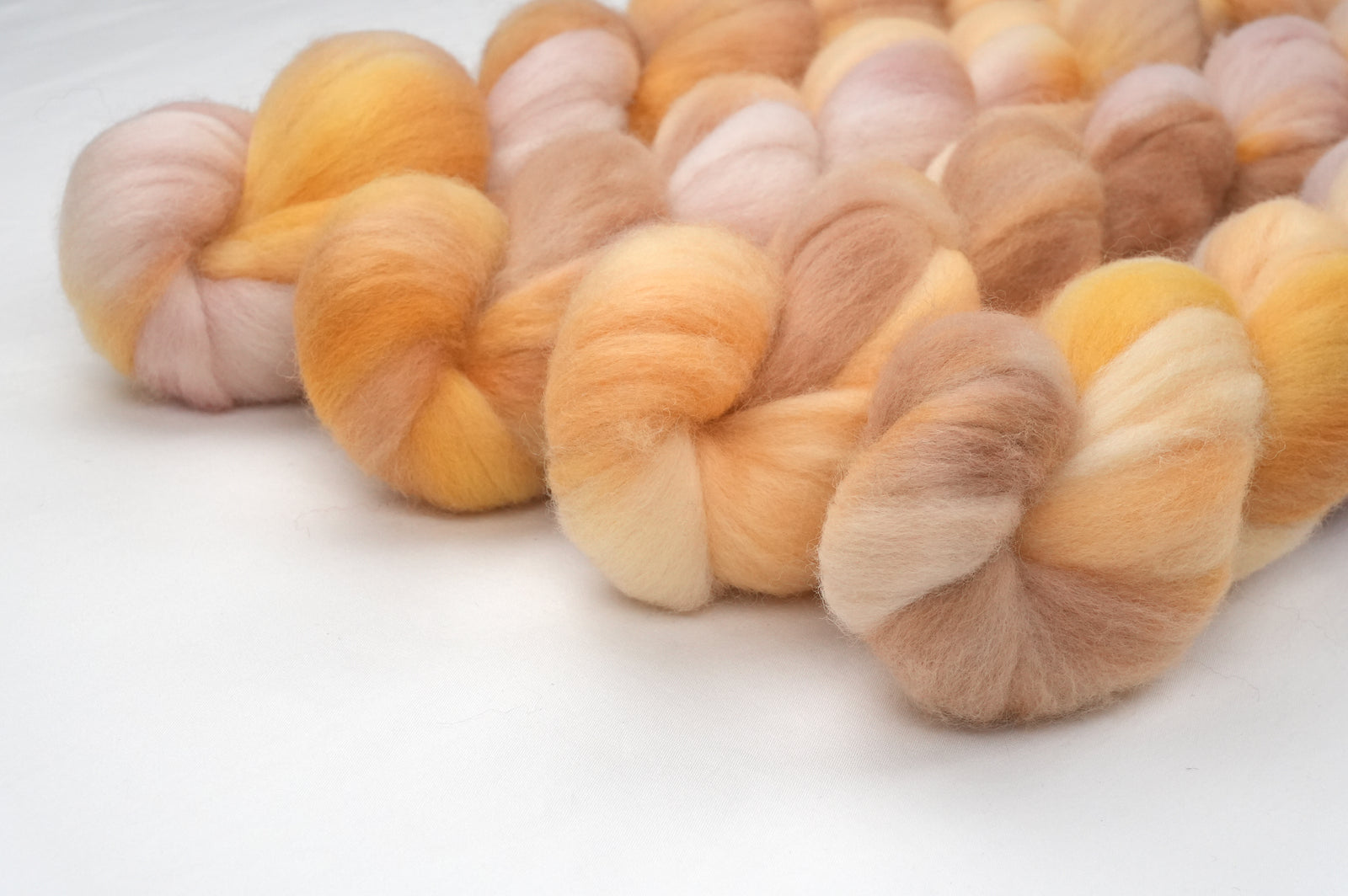 Peachy Keen Falkland-Style Wool
