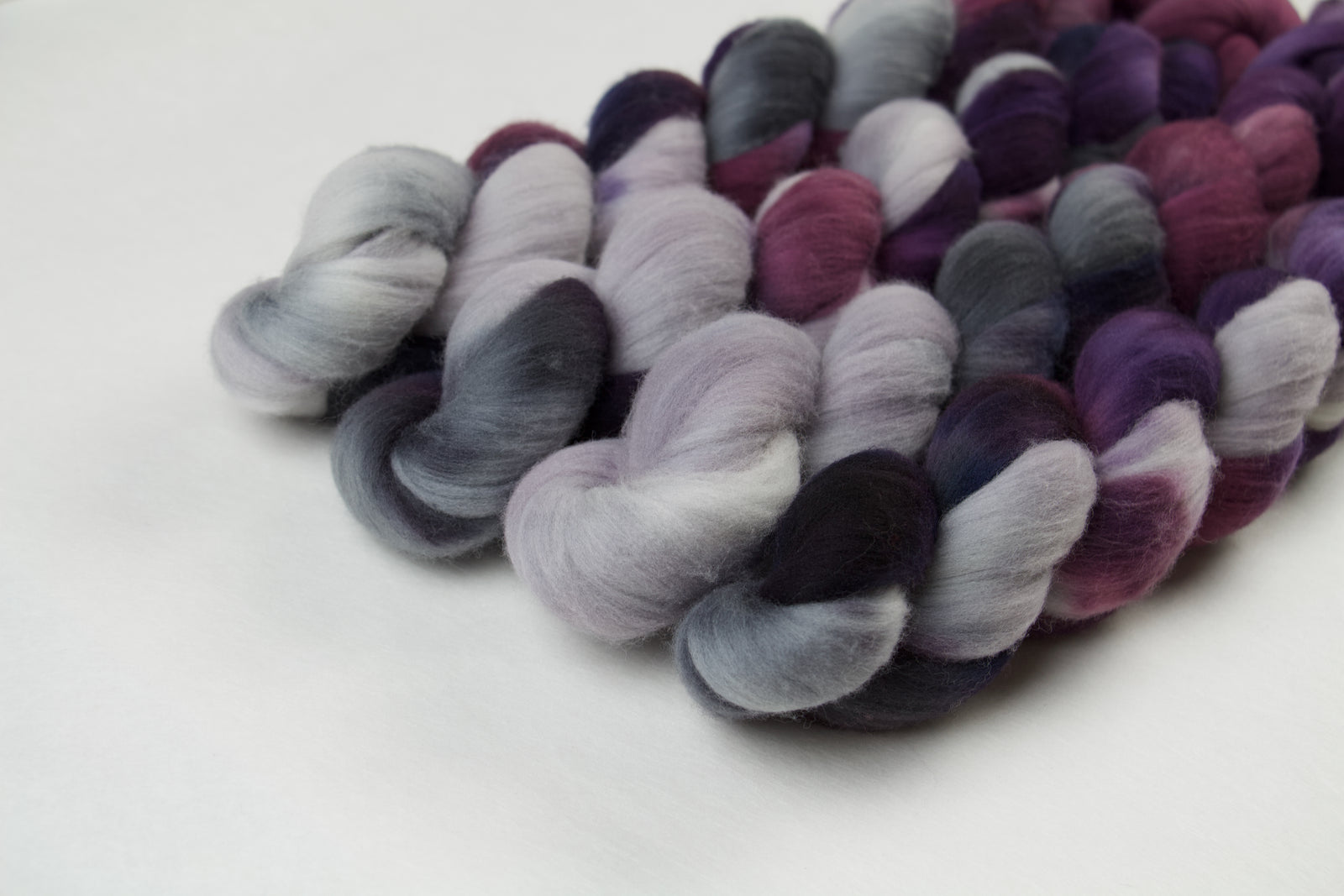 Black Iris - US Shaniko Wool